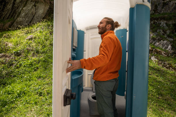 Best Portable toilet rental cost  in Jasonville, IN